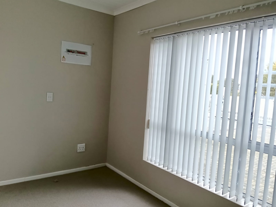 To Let 3 Bedroom Property for Rent in Sandbaai Western Cape